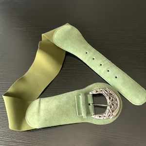 Vintage olive suede belt